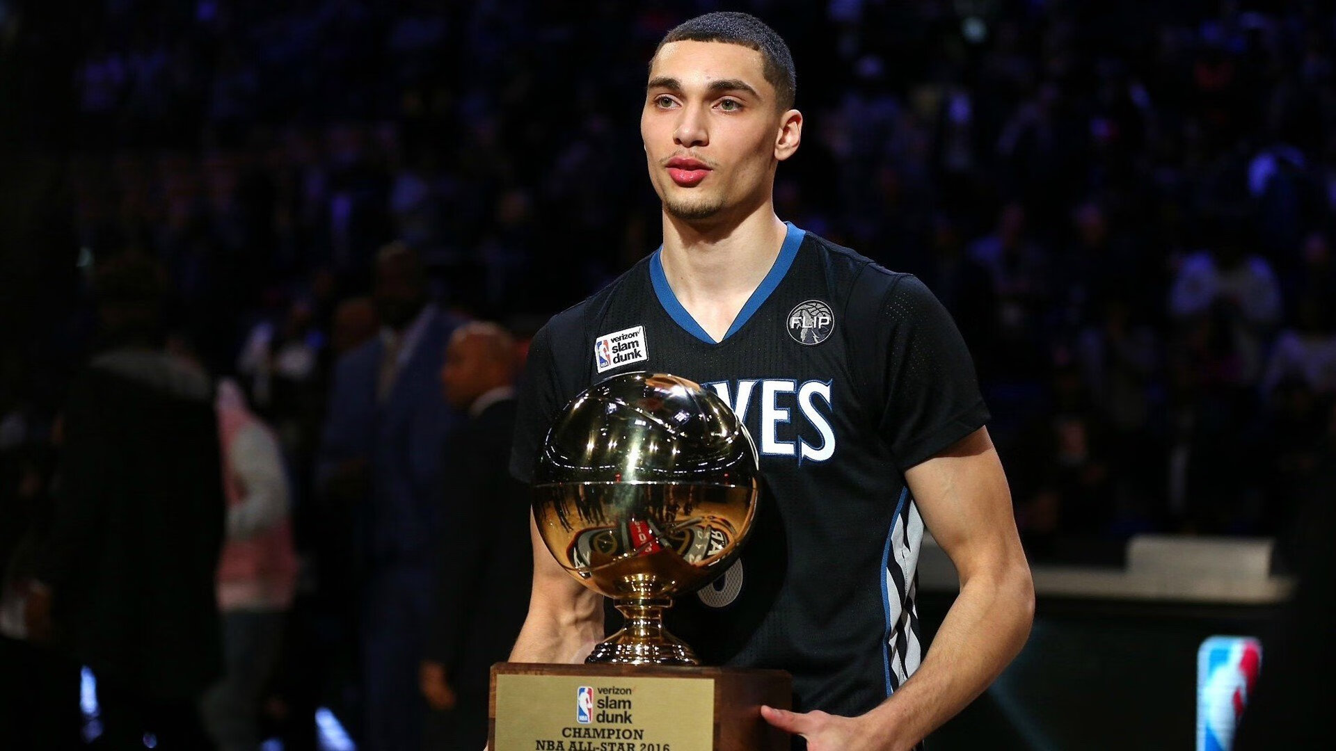 _老将带领奇才，战斗精神令人敬佩_，老将挂帅出征