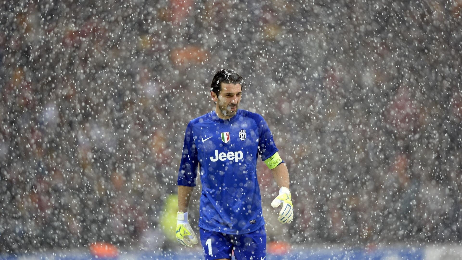 _老将经验显威，奇才稳步前行_，经验丰富的老将